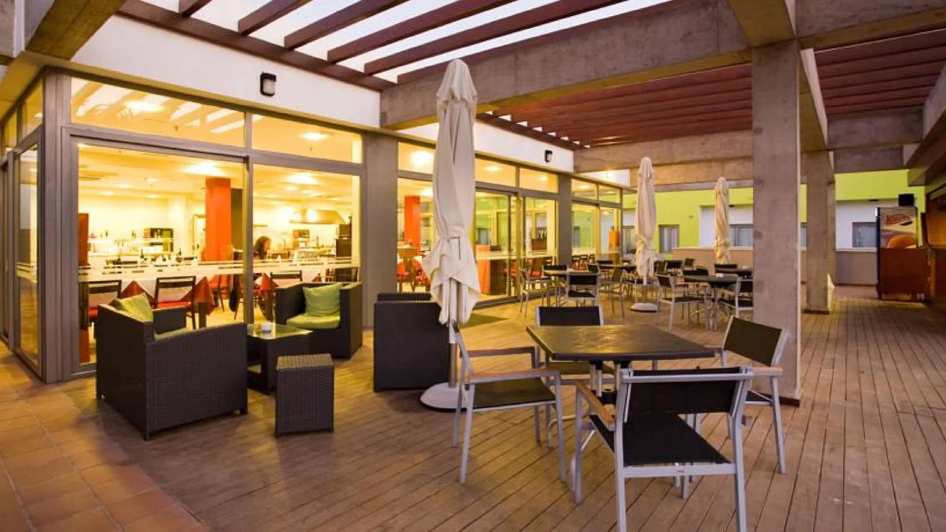 Hotel Livvo Corralejo Beach 4*,  Spain
