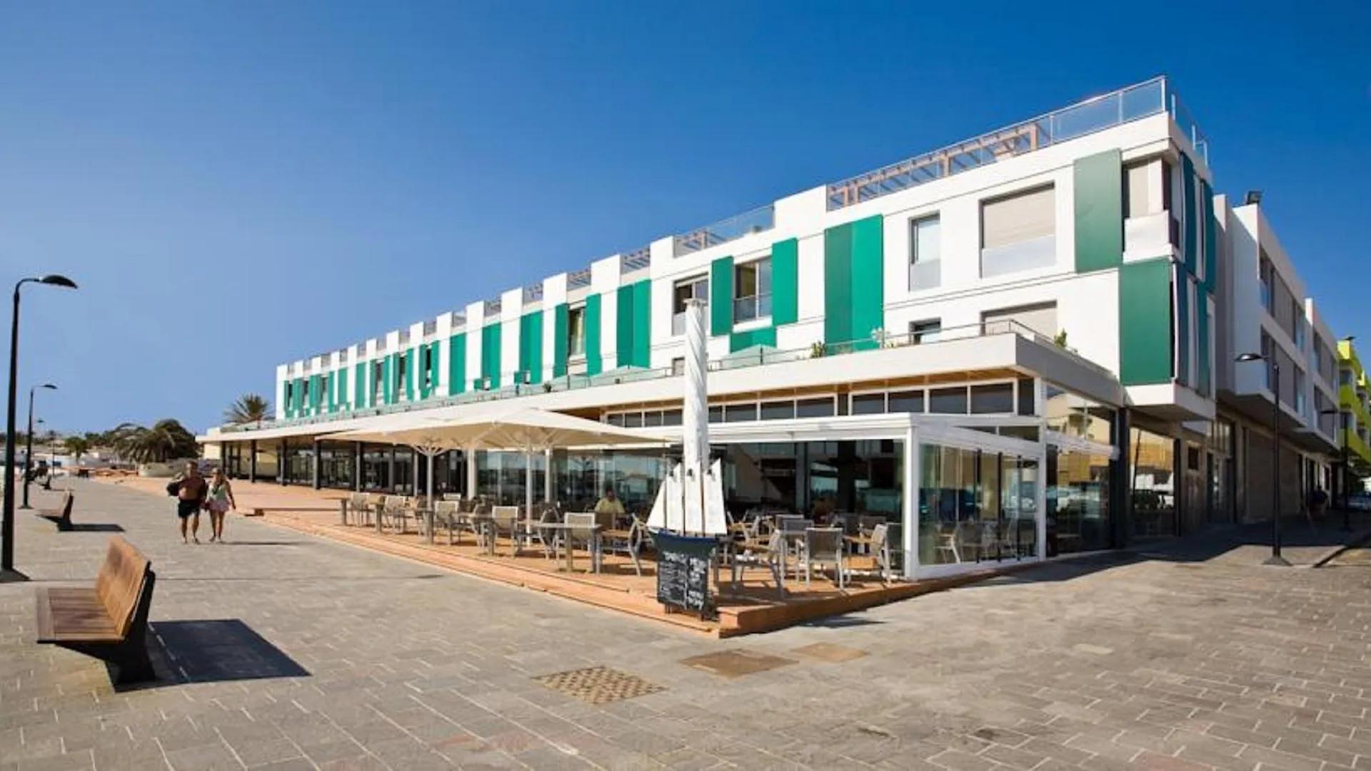 Hotel Livvo Corralejo Beach 4*,